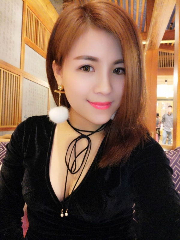 晶晶的第一张照片--台湾认干亲服务网