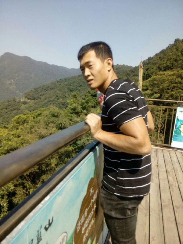 小卢的第一张照片--台湾认干亲服务网