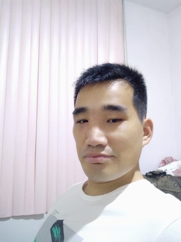 大男孩的第一张照片--台湾认干亲服务网