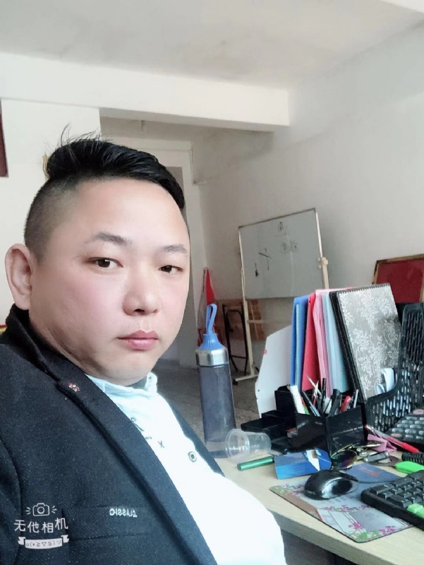 永不言弃的第一张照片--台湾认干亲服务网