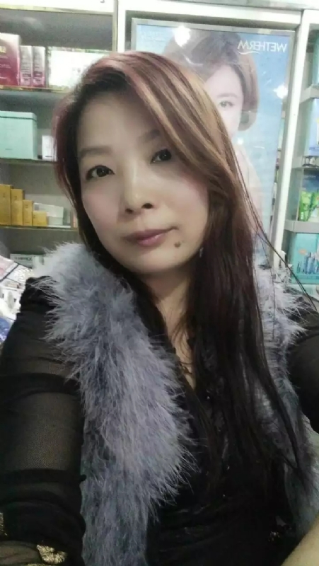 胡静的第一张照片--台湾认干亲服务网