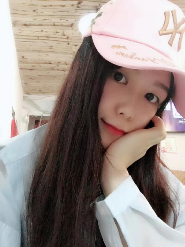 丹丹的第一张照片--台湾认干亲服务网