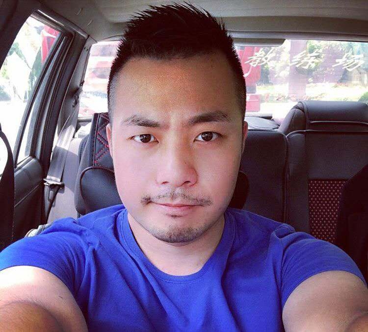 刘江平的第三张照片--台湾认干亲服务网