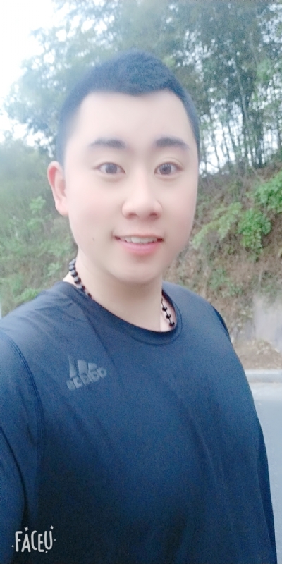 帅小伙的第一张照片--台湾认干亲服务网