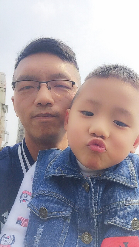 林松的第一张照片--台湾认干亲服务网