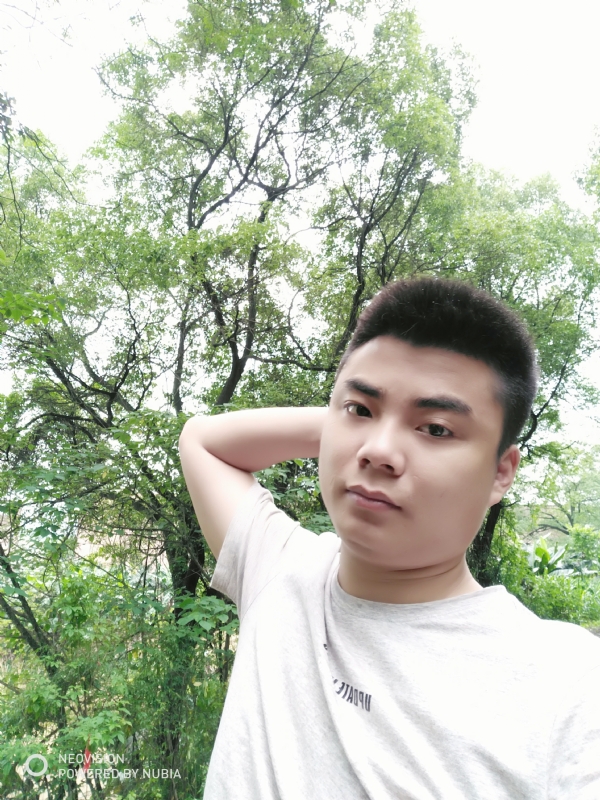 黄帅哥的第一张照片--台湾认干亲服务网