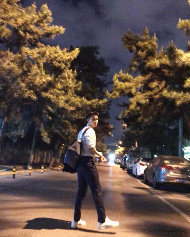 深海的第二张照片--台湾认干亲服务网