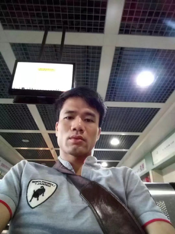 武哥的第一张照片--台湾认干亲服务网