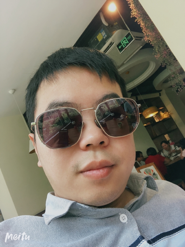 月台等路人的第一张照片--台湾认干亲服务网