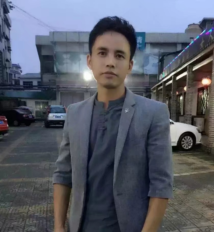 华谢的第一张照片--台湾认干亲服务网