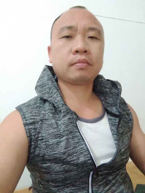 whm的第二张照片--台湾认干亲服务网