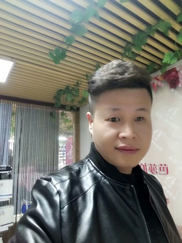 萧郎的第一张照片--台湾认干亲服务网