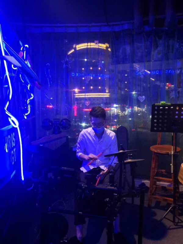 凤梨罐头的第一张照片--台湾认干亲服务网