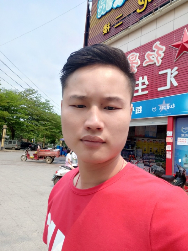 刘振军的第一张照片--台湾认干亲服务网