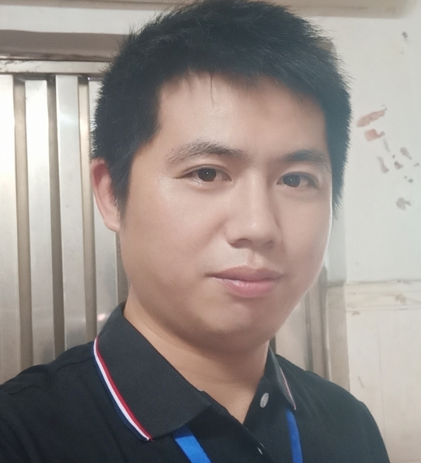 单身奶爸的第一张照片--台湾认干亲服务网