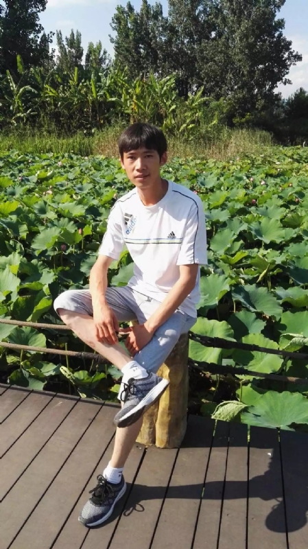 洛佐山娃的第一张照片--台湾认干亲服务网