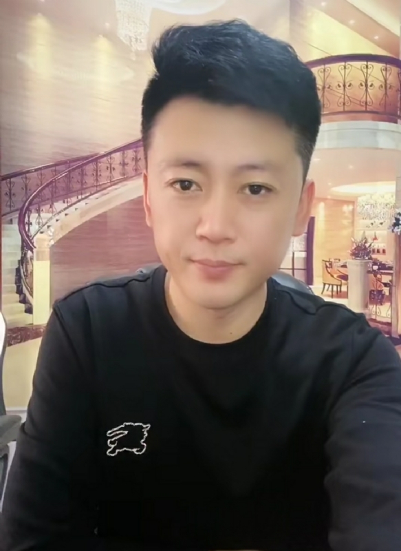 屋顶拾荒人的第三张照片--台湾认干亲服务网