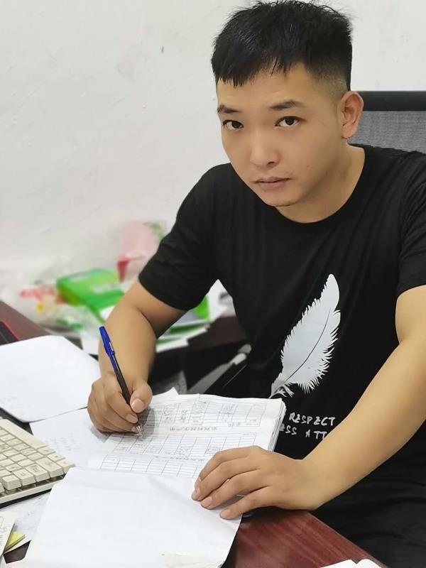 寻找另一伴的第一张照片--台湾认干亲服务网