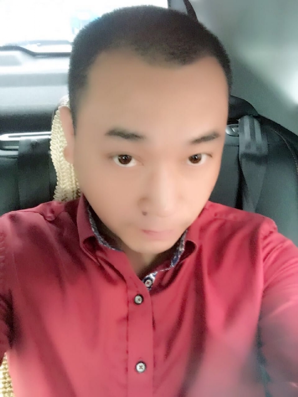 在一个路口等的第一张照片--台湾认干亲服务网