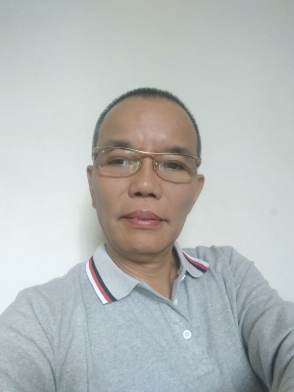 稳重大方的第一张照片--台湾认干亲服务网