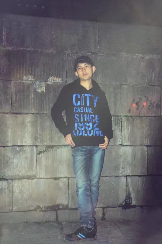 黄渊军的第一张照片--台湾认干亲服务网