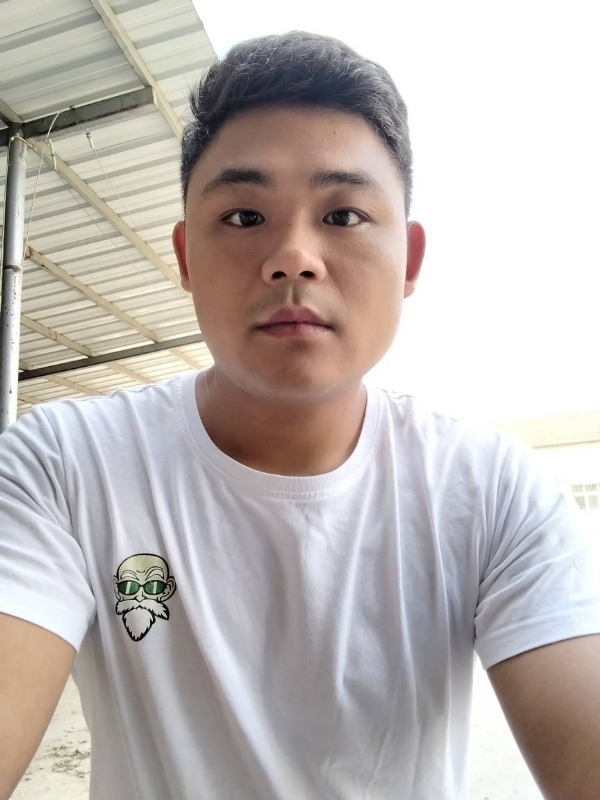 高大威武的第一张照片--台湾认干亲服务网