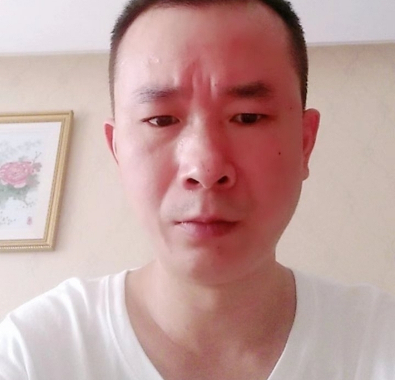 自由飞翔的第一张照片--台湾认干亲服务网