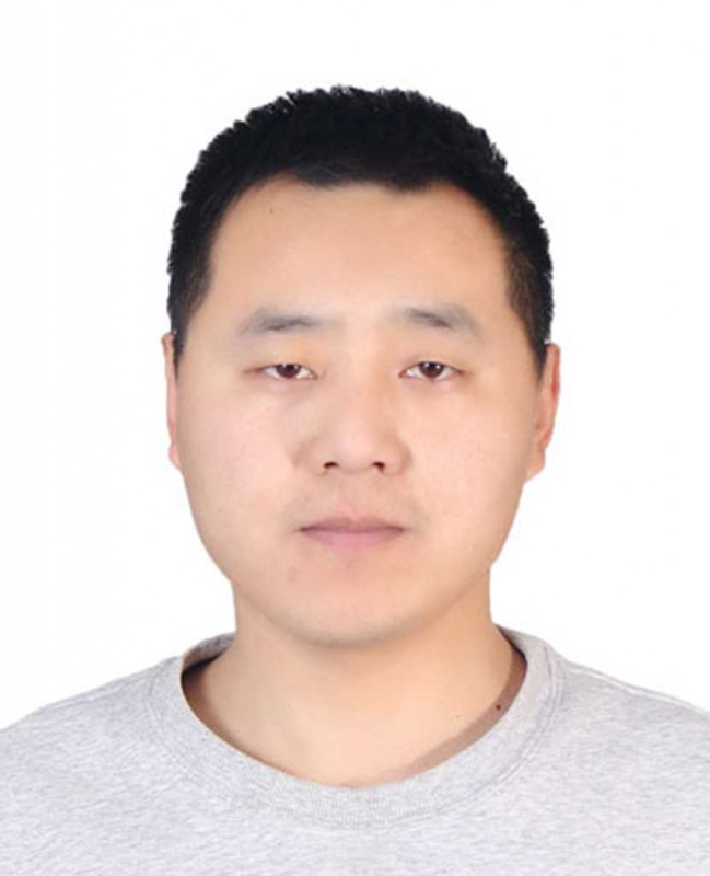 大红鹰的第一张照片--台湾认干亲服务网