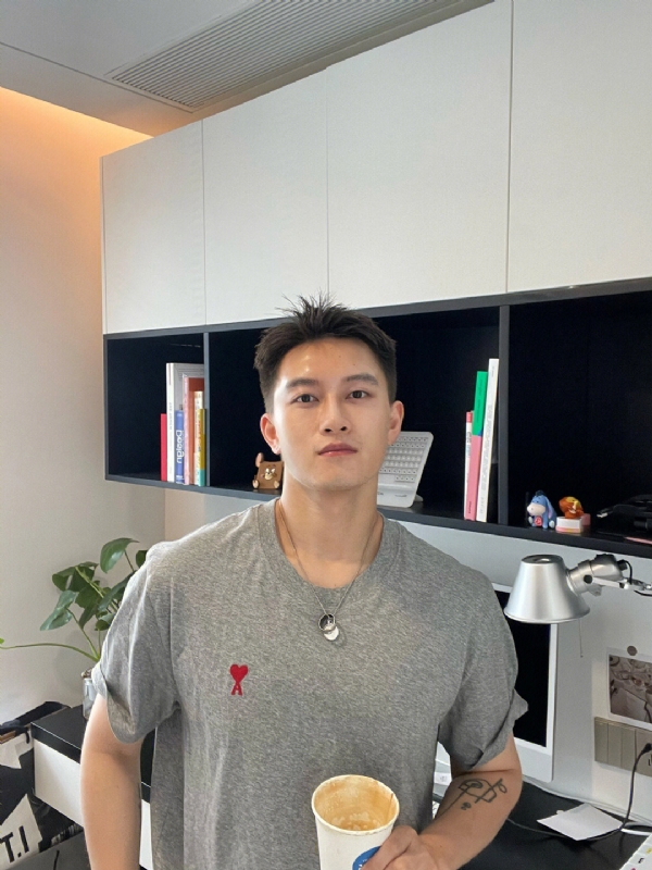 月光之下的第二张照片--台湾认干亲服务网