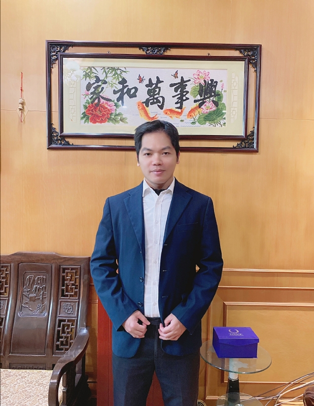 旭日春晖的第一张照片--台湾认干亲服务网